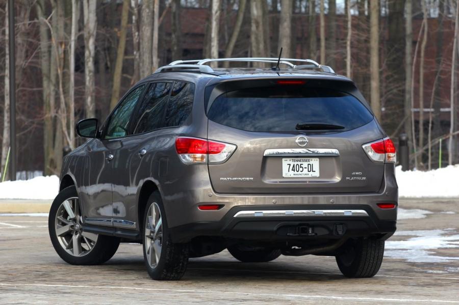  Nissan Pathfinder 2013 года  (фото 31 из 141)
